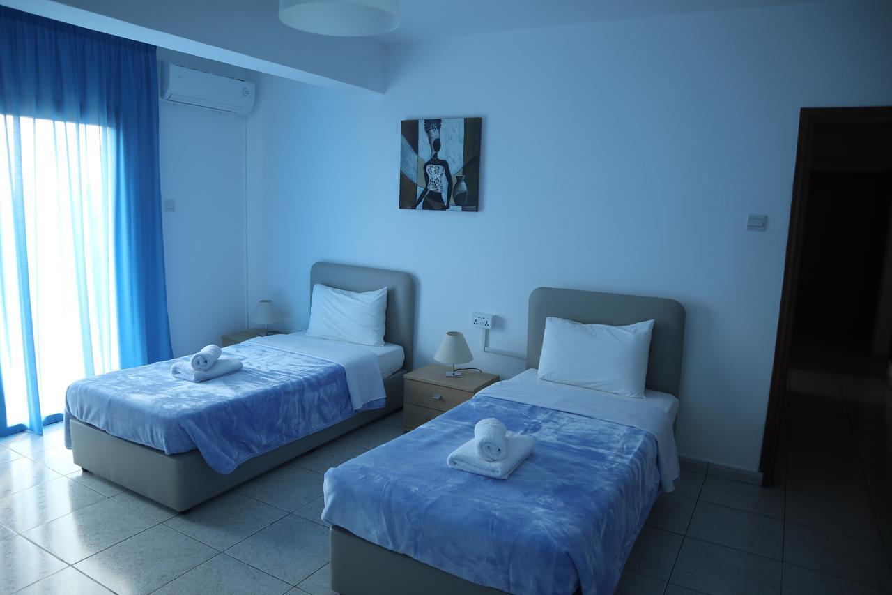 Villa Lp Peyia Exterior photo